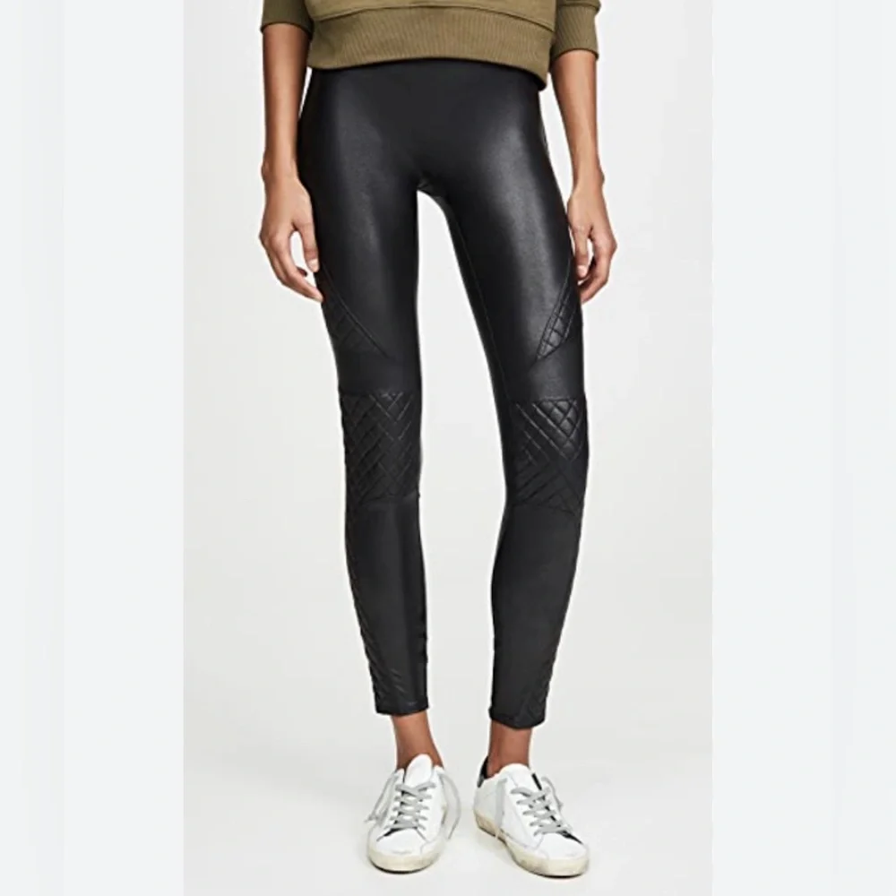 Spanx Black Quilted Faux Leather Leggings Size Medium